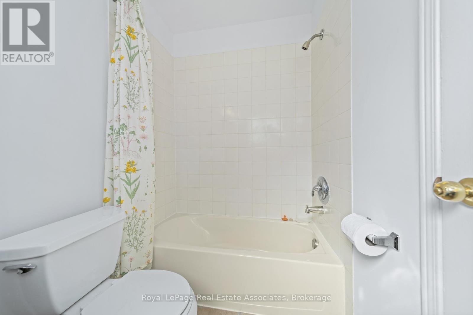 30 Stewart Maclaren Road, Halton Hills, Ontario  L7G 5L9 - Photo 18 - W13834298