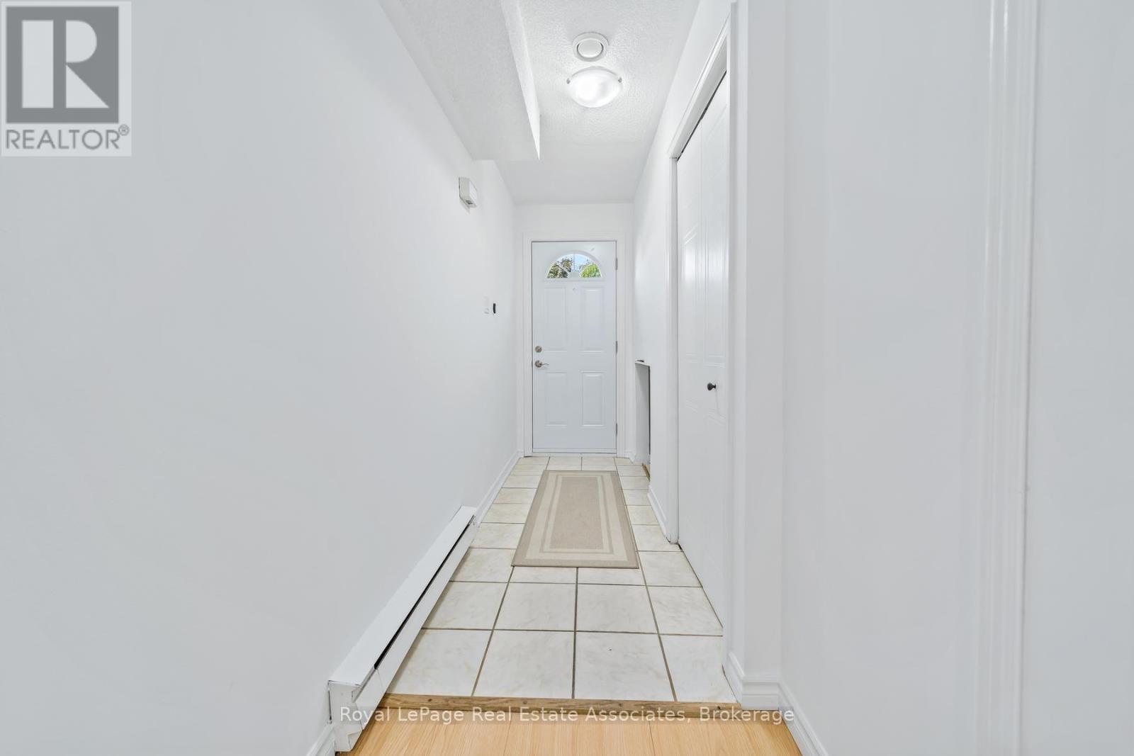 30 Stewart Maclaren Road, Halton Hills, Ontario  L7G 5L9 - Photo 3 - W13834298