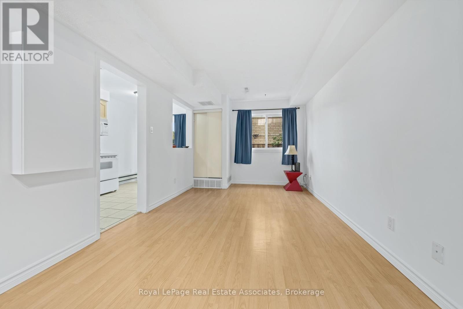 30 Stewart Maclaren Road, Halton Hills, Ontario  L7G 5L9 - Photo 7 - W13834298