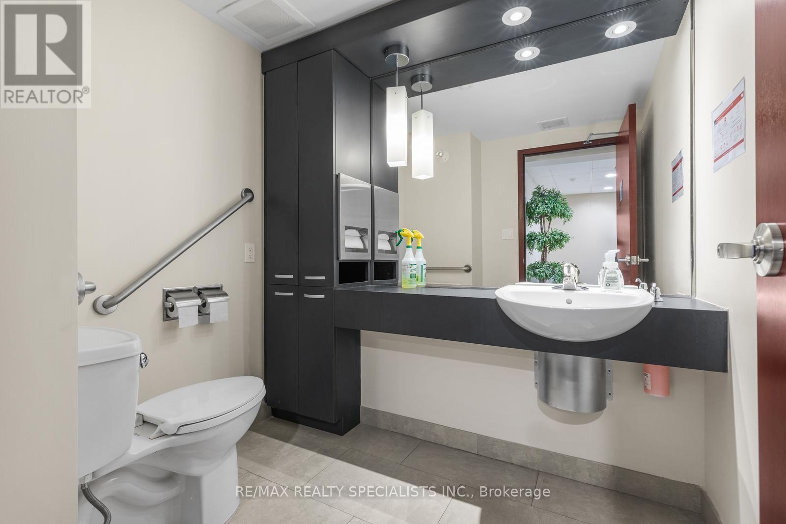 305 Church Street, Oakville, Ontario  L6J 7T2 - Photo 24 - W13793920