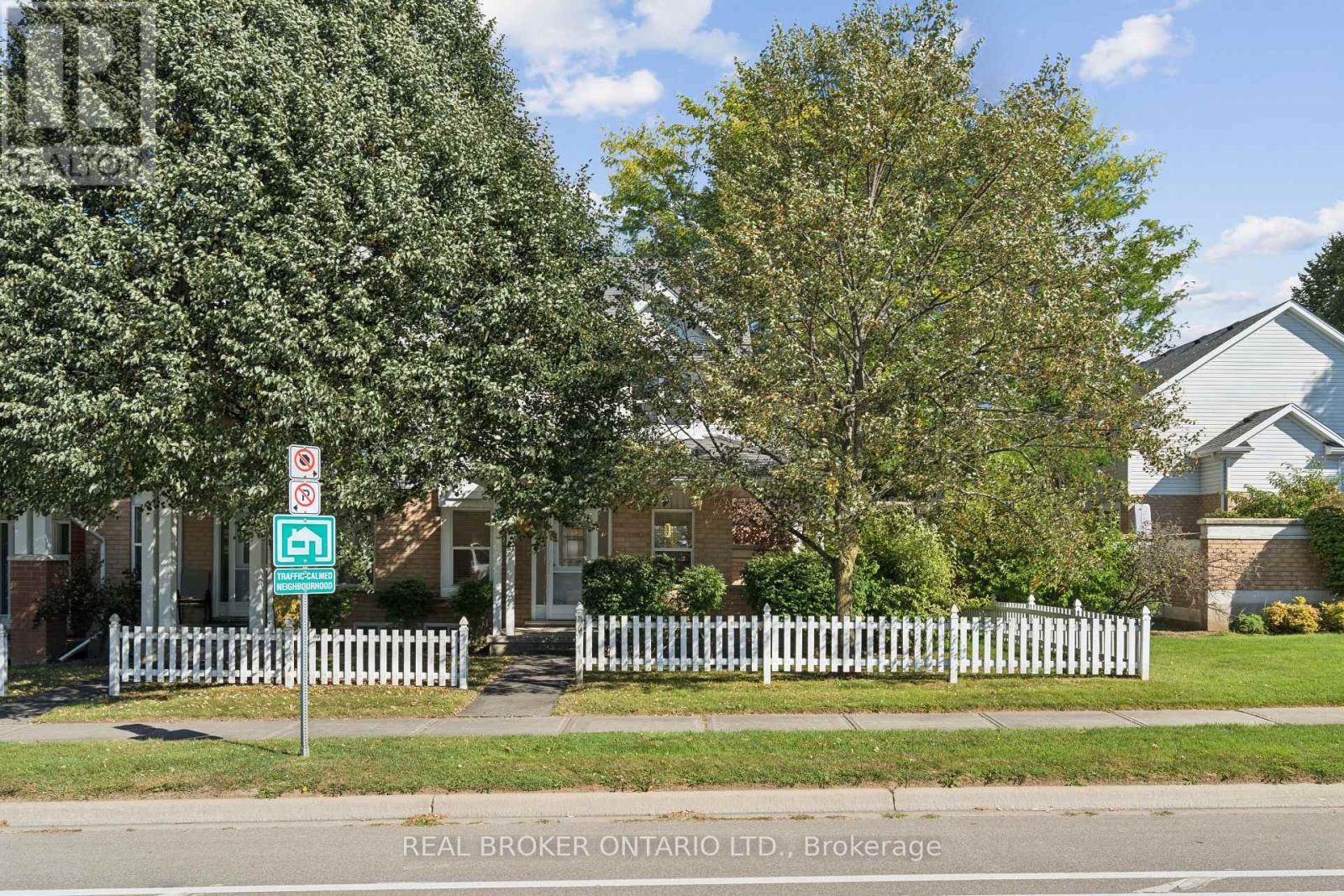53 - 426 Grange Road, Guelph, Ontario  N1E 7E4 - Photo 3 - X13834296