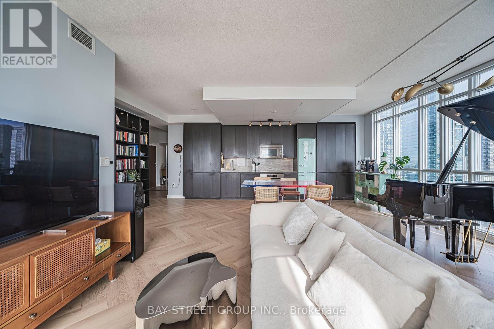 3206 - 15 Iceboat Terrace, Toronto, Ontario  M5V 4A5 - Photo 31 - C13833334