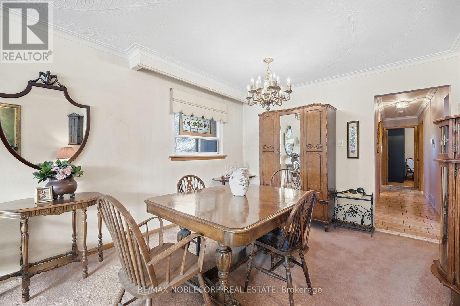 4 Warlingham Court, Toronto, Ontario M9C 3K3 - Photo 13 - W13834320
