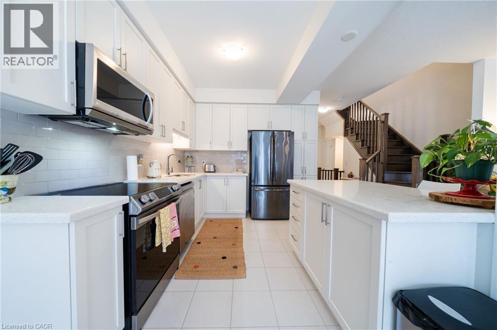 30 Cleland Avenue, Hamilton, Ontario  L9K 0J9 - Photo 12 - 40866673