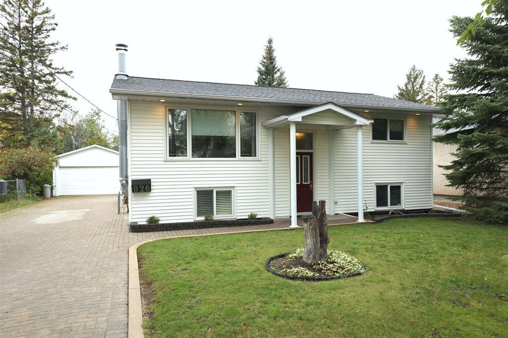 826 Community Row, Winnipeg, Manitoba R3R 1J1 - Photo 1 - 202624078