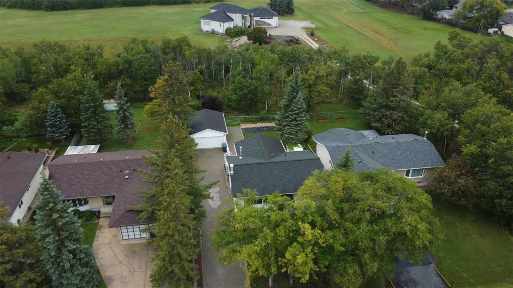 826 Community Row, Winnipeg, Manitoba R3R 1J1 - Photo 39 - 202624078