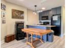 246 HASTINGS Avenue Unit# 405, Penticton, BC V2A 2V6