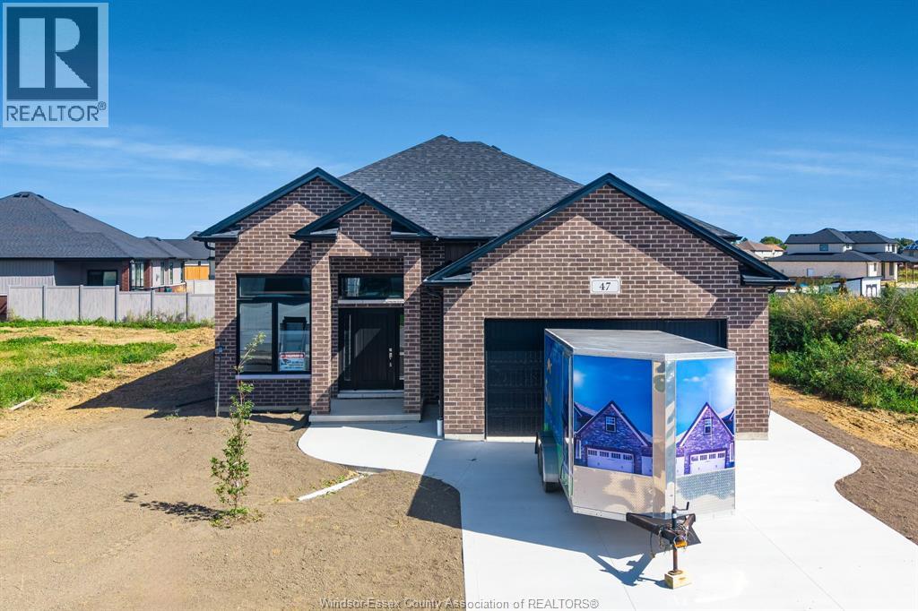 47 Bloomington WAY, Chatham, Ontario