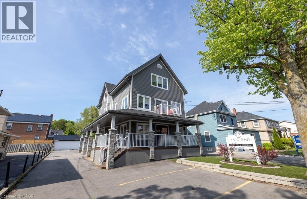 19 KING Street W, Stoney Creek, Ontario