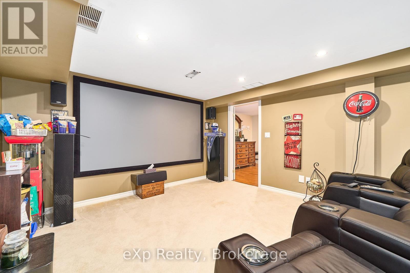 7860 Cedarbrook Trail, Whitby, Ontario  L1M 1L8 - Photo 36 - E13834276