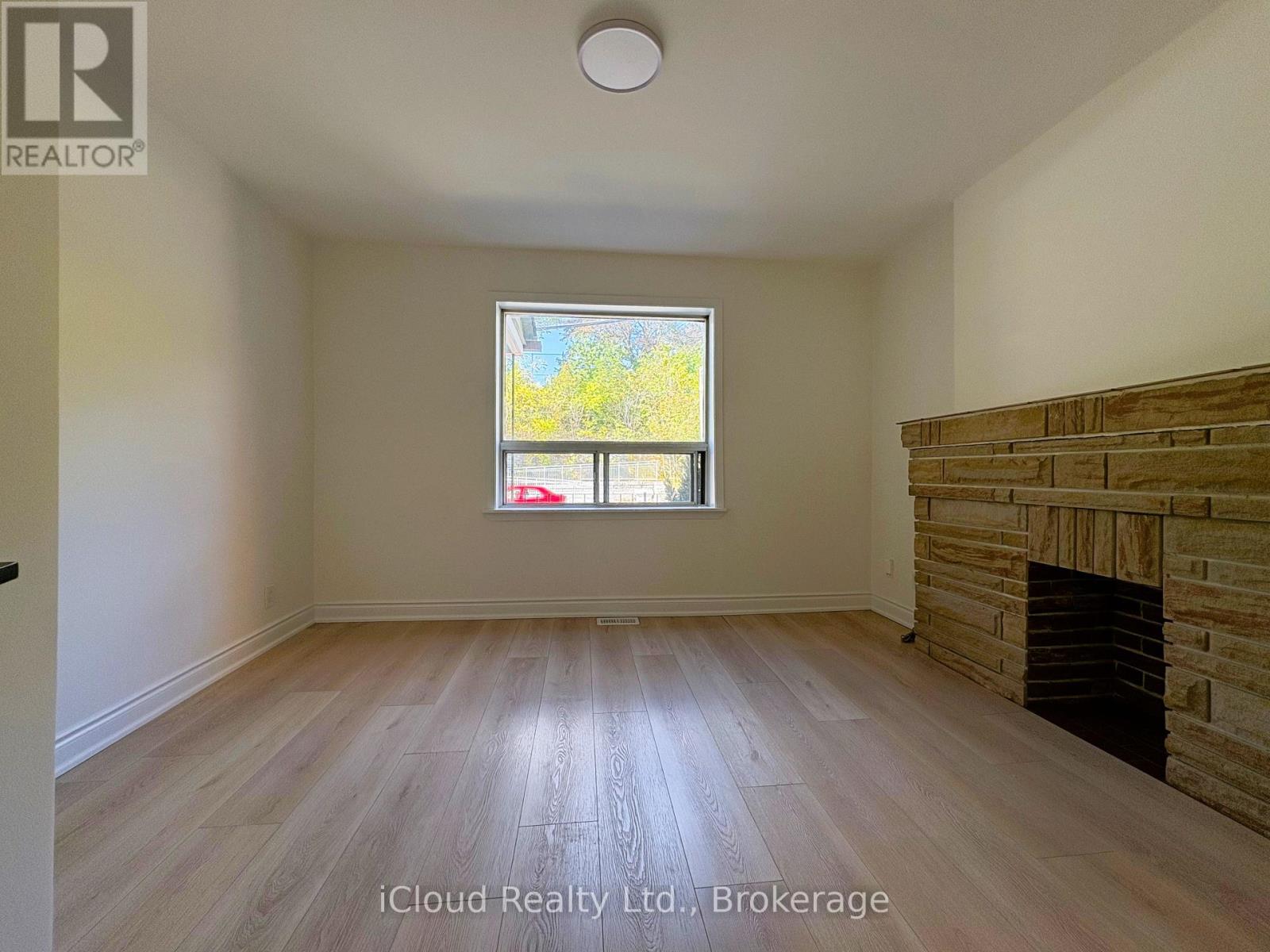 Main Floor - 1373 Davenport Road, Toronto, Ontario M6H 2H5 - Photo 4 - W13827996