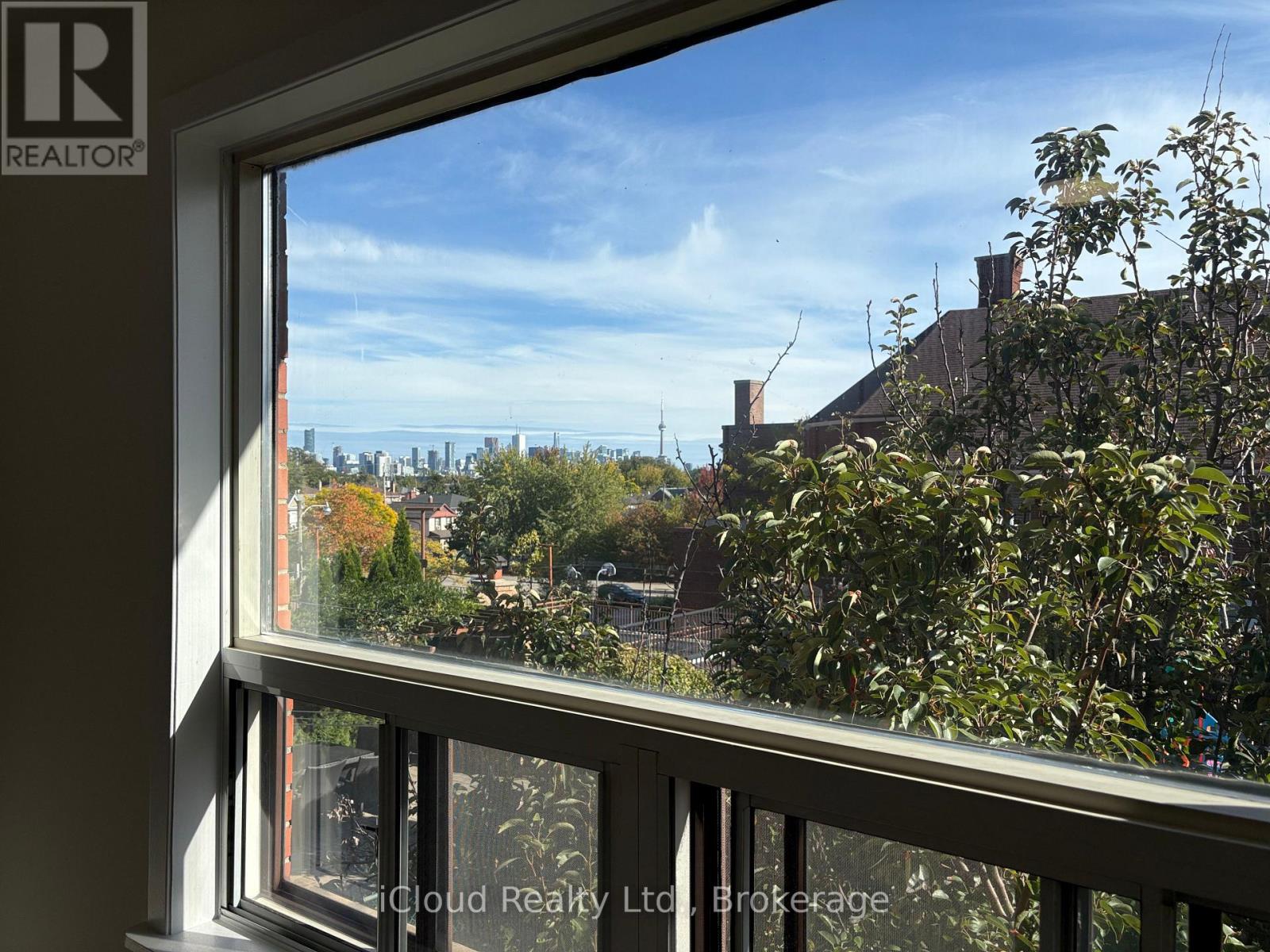 Main Floor - 1373 Davenport Road, Toronto, Ontario M6H 2H5 - Photo 6 - W13827996