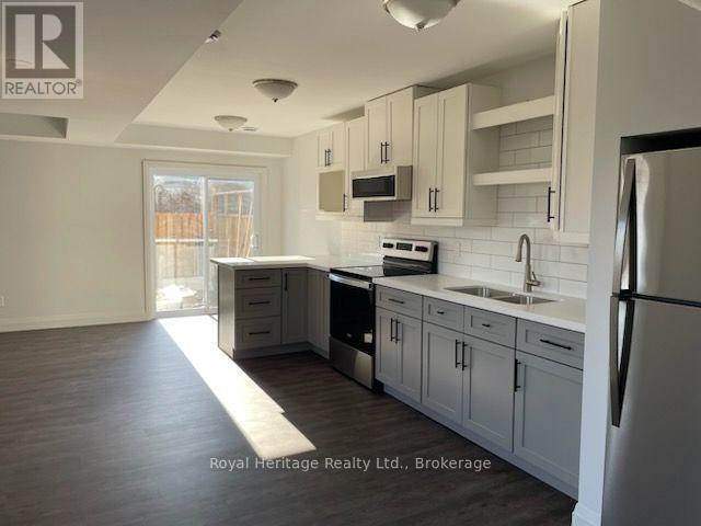 Unit 2 - 279 Humber Avenue, Oshawa, Ontario  L1J 2T3 - Photo 2 - E13834456