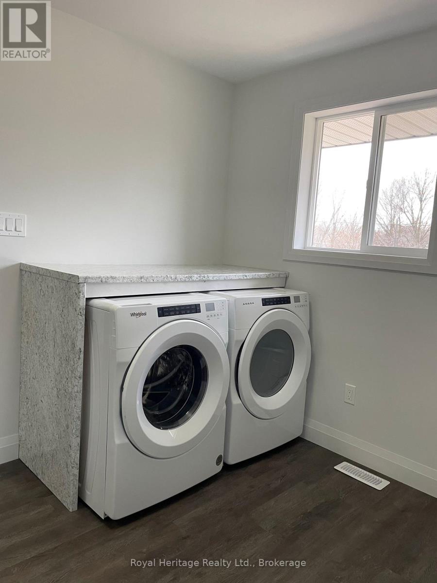 Unit 2 - 279 Humber Avenue, Oshawa, Ontario  L1J 2T3 - Photo 8 - E13834456