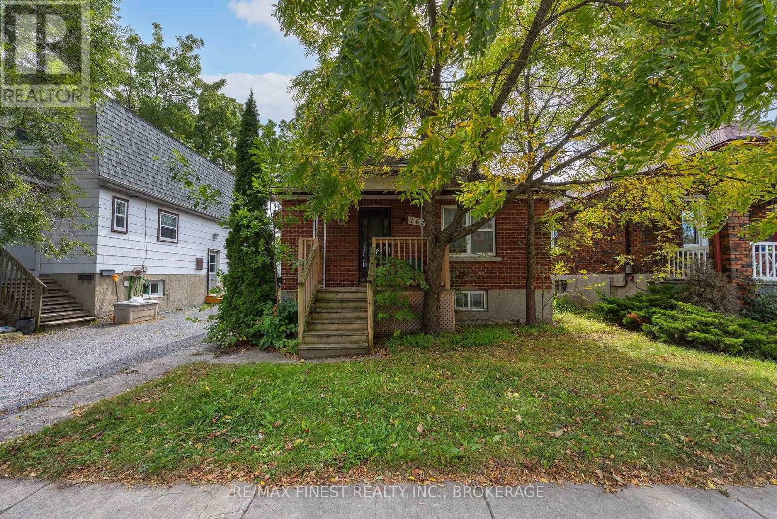 162 Mack Street, Kingston, Ontario K7L 1P4 - Photo 3 - X13834506