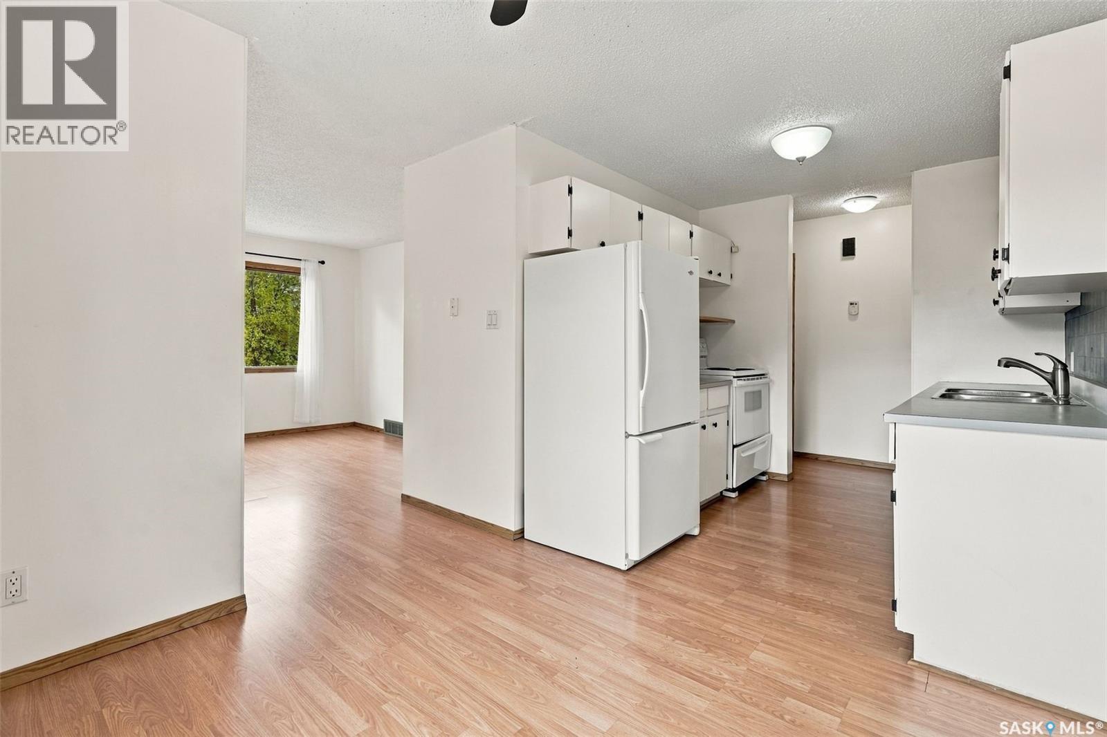 28 6918 Blakeney Drive, Regina, Saskatchewan  S4X 2N5 - Photo 14 - SK049631