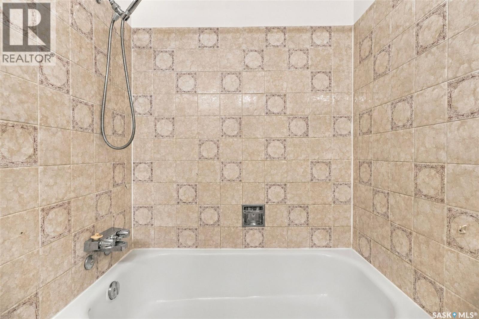 28 6918 Blakeney Drive, Regina, Saskatchewan  S4X 2N5 - Photo 23 - SK049631