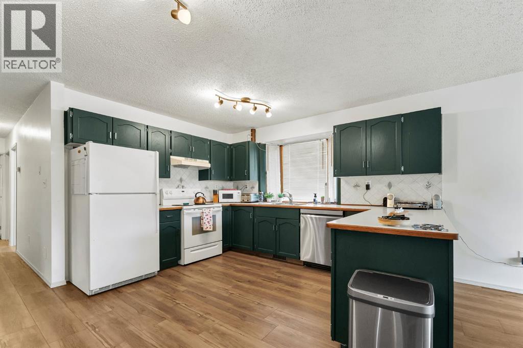 352 Cornell Crescent SW