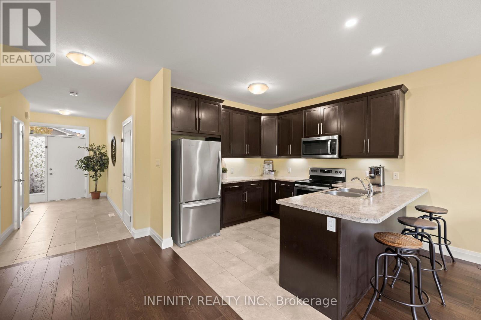 1679 Valhalla Street, London North, Ontario  N6G 0V3 - Photo 8 - X13834494