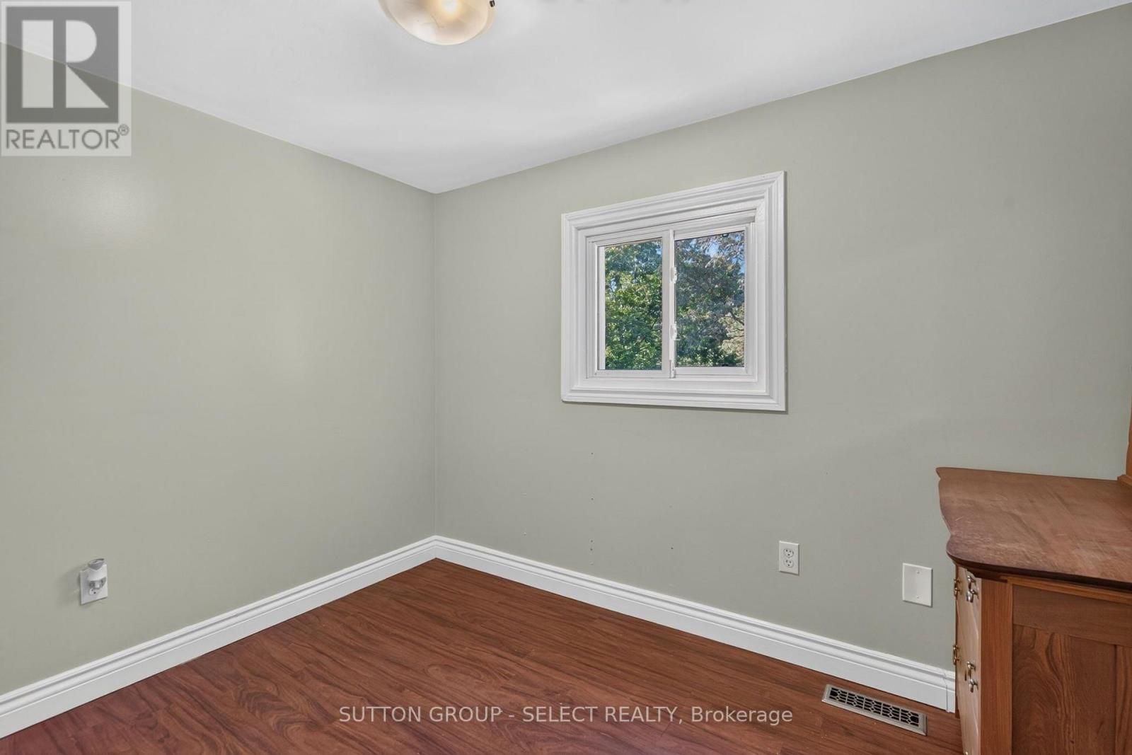 2010 Trafalgar Street, London East, Ontario  N5V 1V5 - Photo 16 - X13834686
