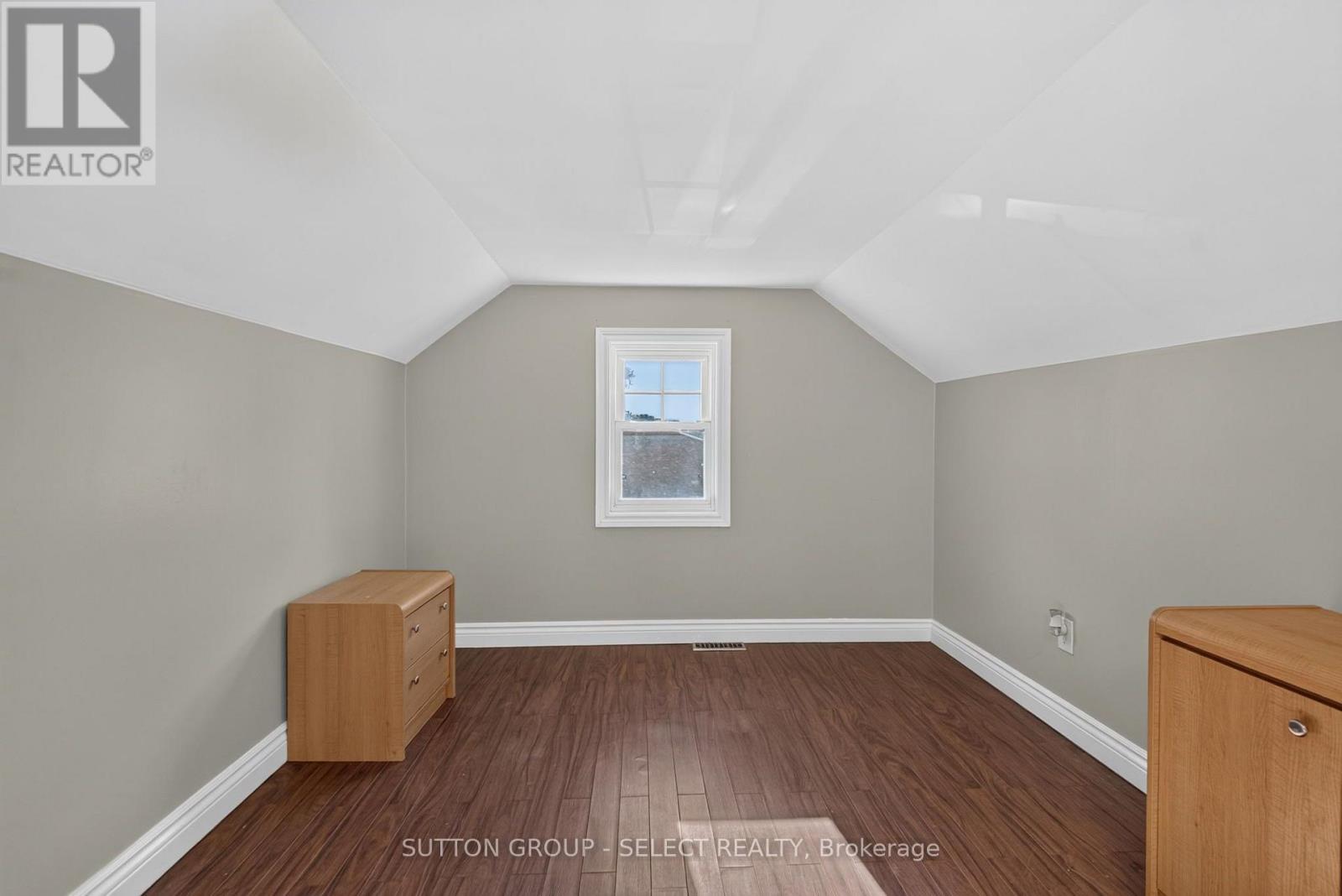 2010 Trafalgar Street, London East, Ontario  N5V 1V5 - Photo 20 - X13834686