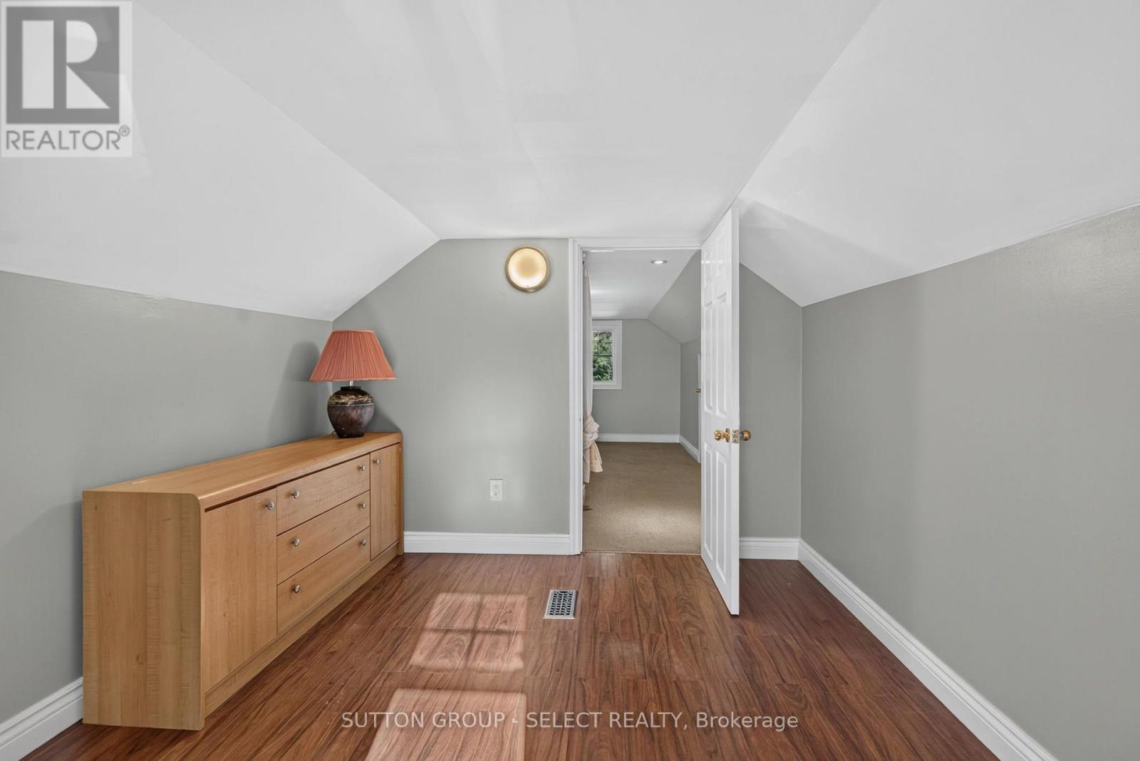2010 Trafalgar Street, London East, Ontario  N5V 1V5 - Photo 21 - X13834686
