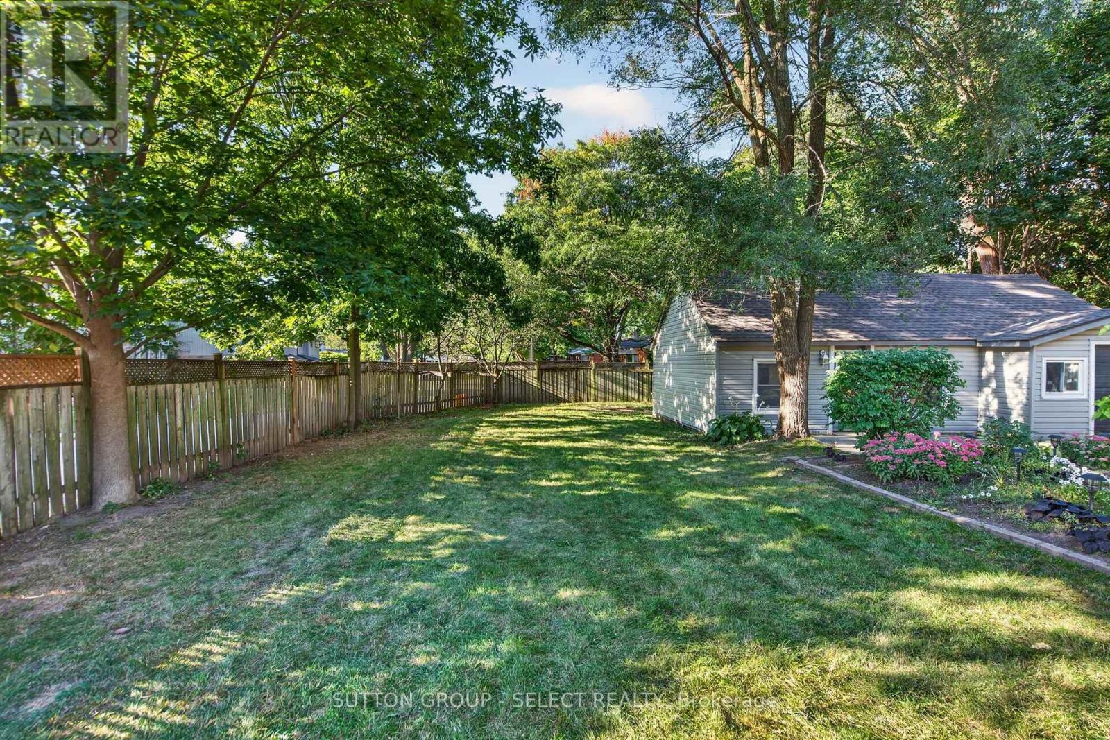 2010 Trafalgar Street, London East, Ontario  N5V 1V5 - Photo 36 - X13834686
