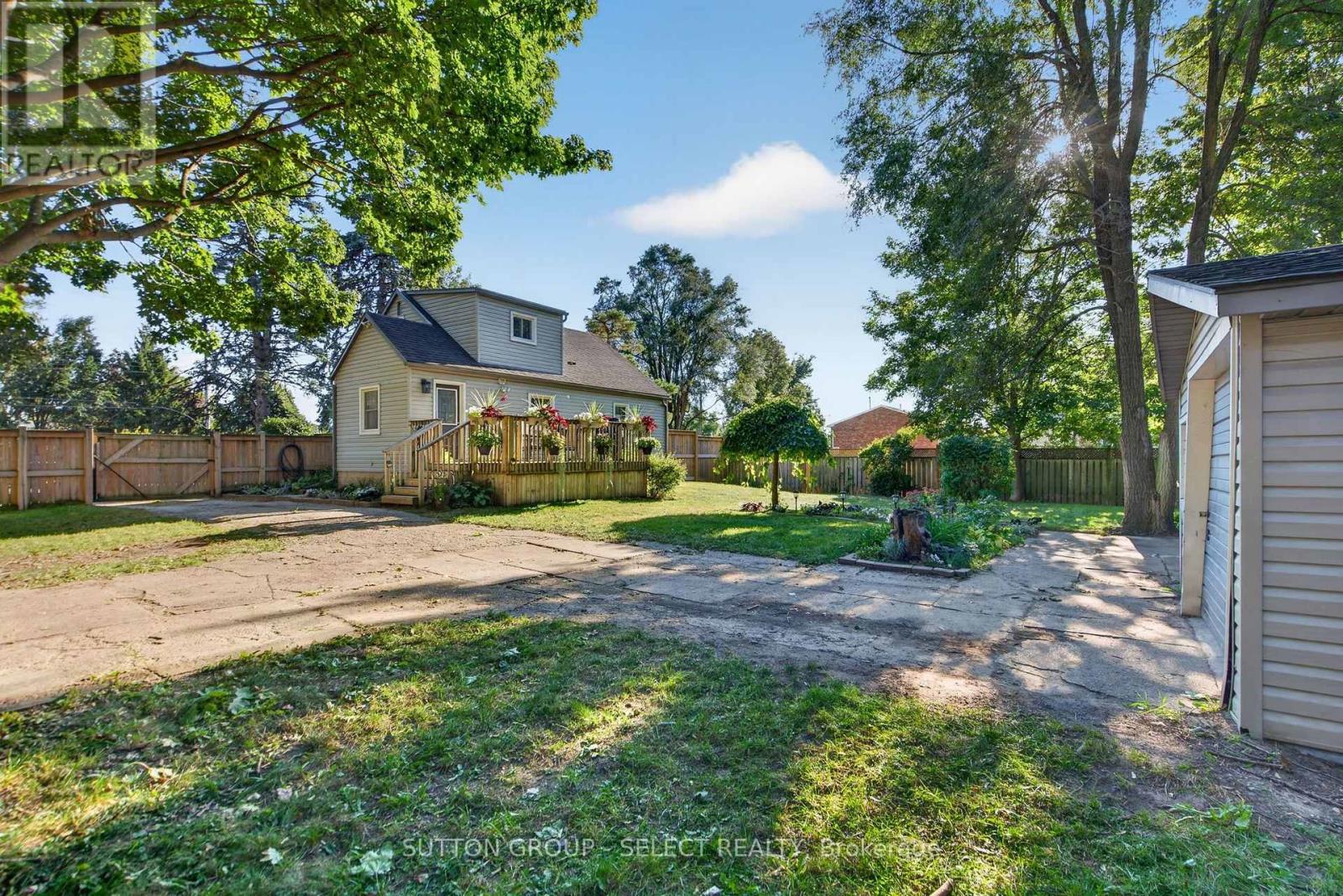 2010 Trafalgar Street, London East, Ontario  N5V 1V5 - Photo 40 - X13834686