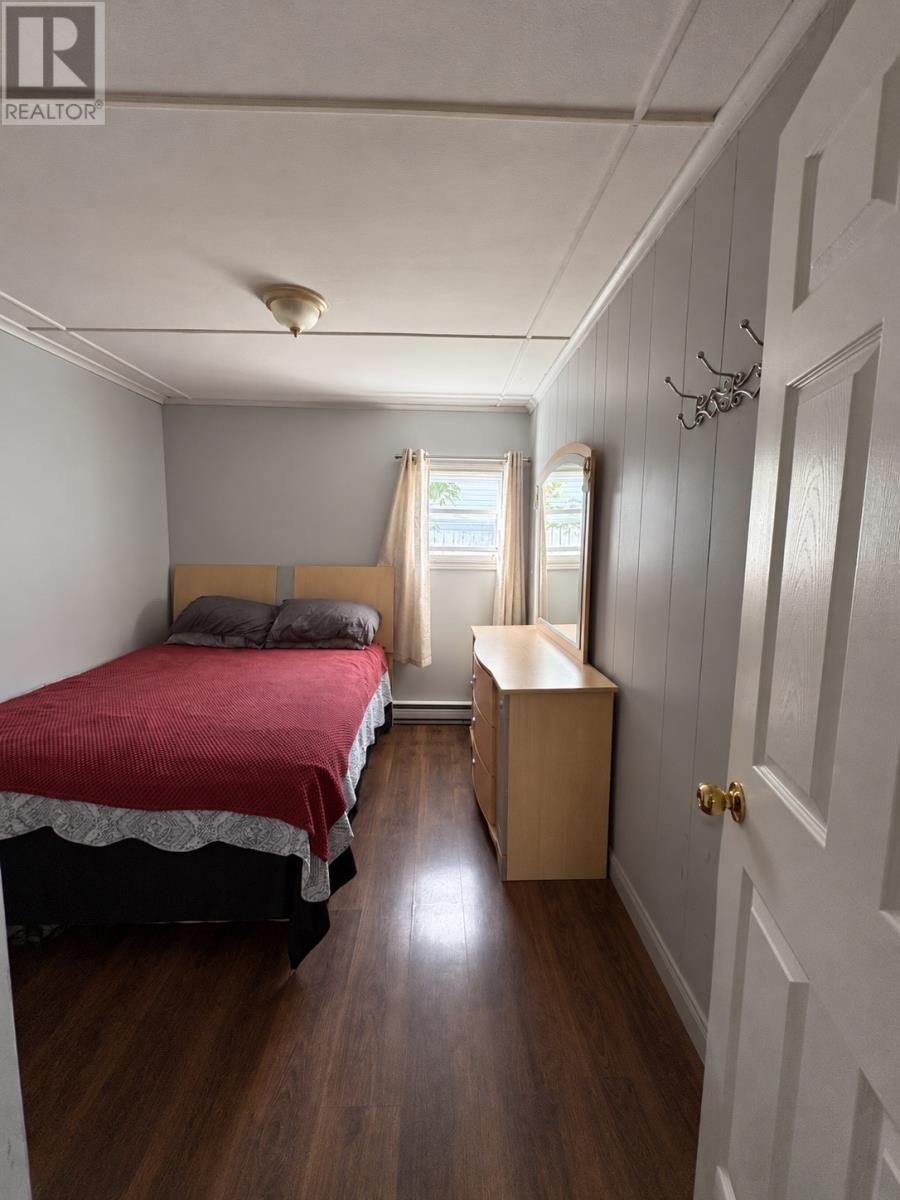 19 Glendale Avenue, Mount Pearl — photo 10