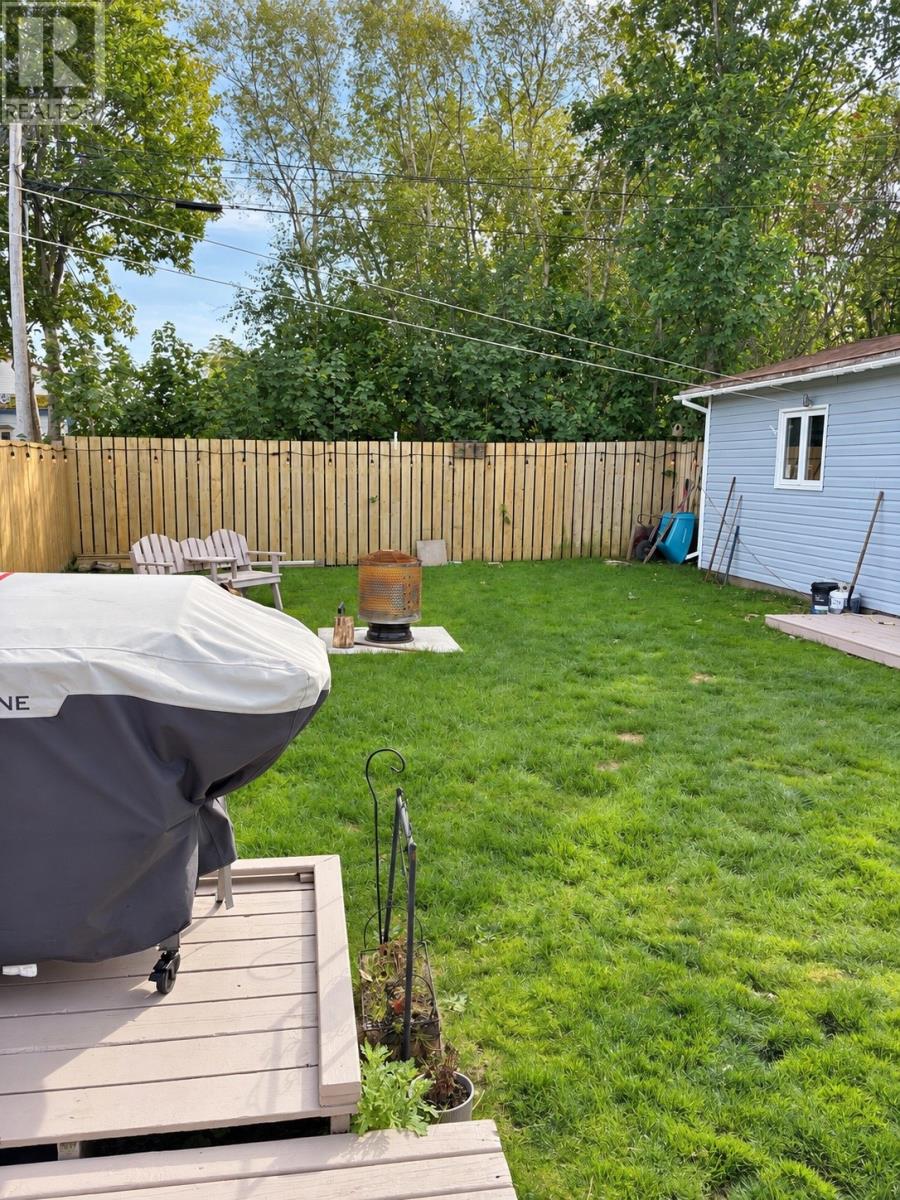 19 Glendale Avenue, Mount Pearl — photo 13