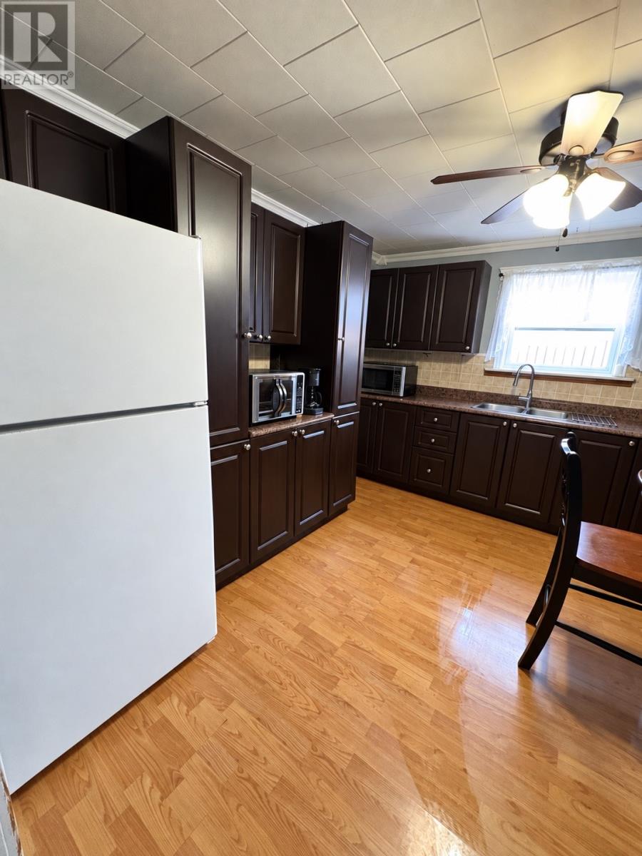 19 Glendale Avenue photo 6