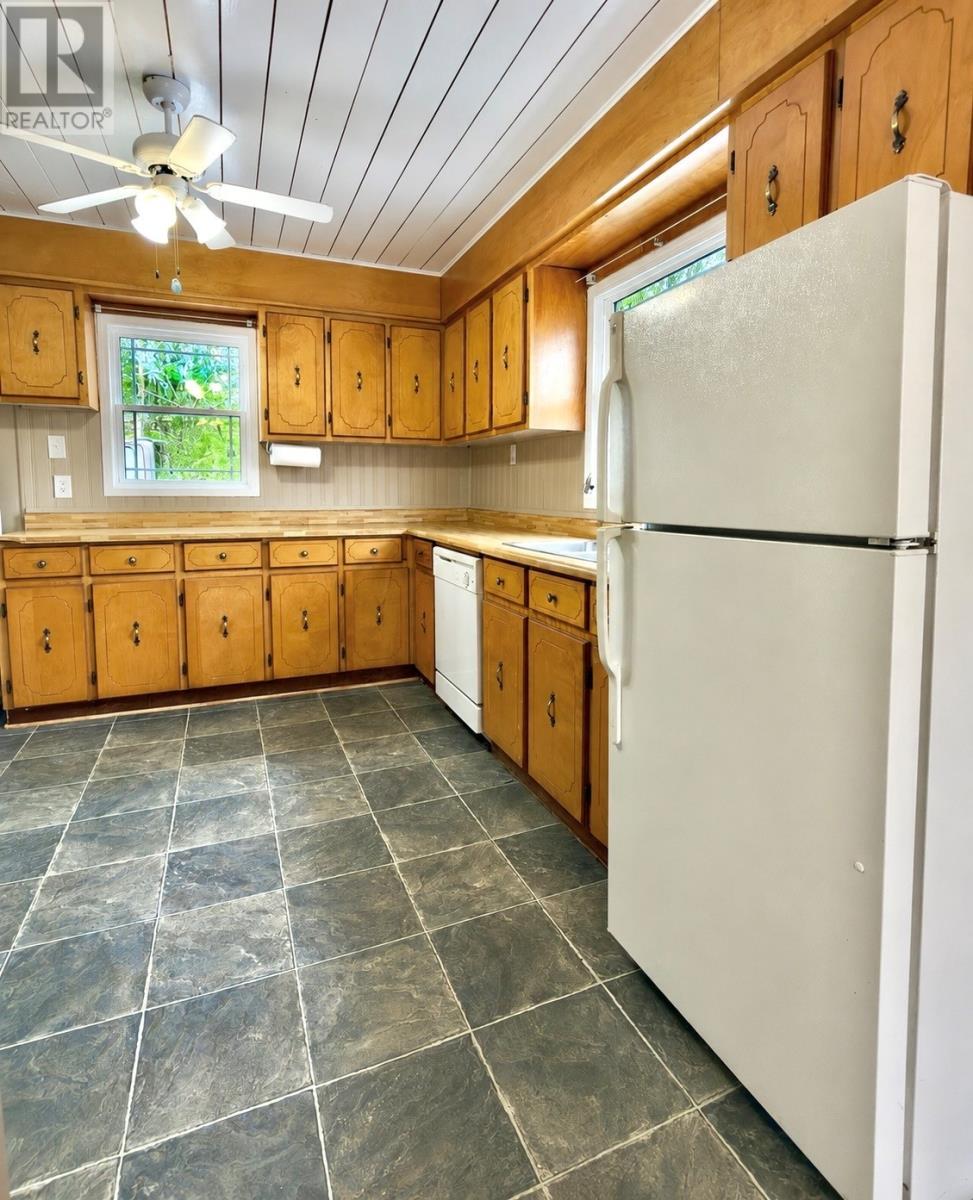 138 Memorial Drive photo 5