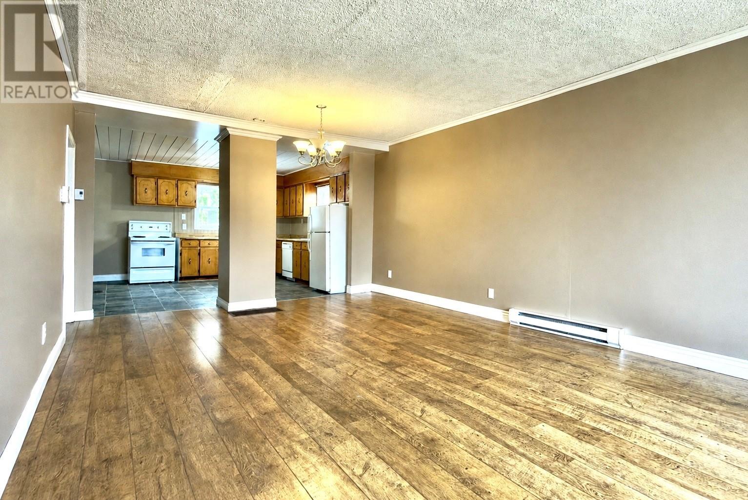 138 MEMORIAL Drive, CLARENVILLE — photo 8