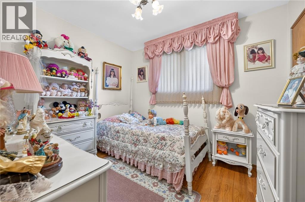 11 Fassett Avenue, Hamilton, Ontario  L9C 4E6 - Photo 14 - 40847159