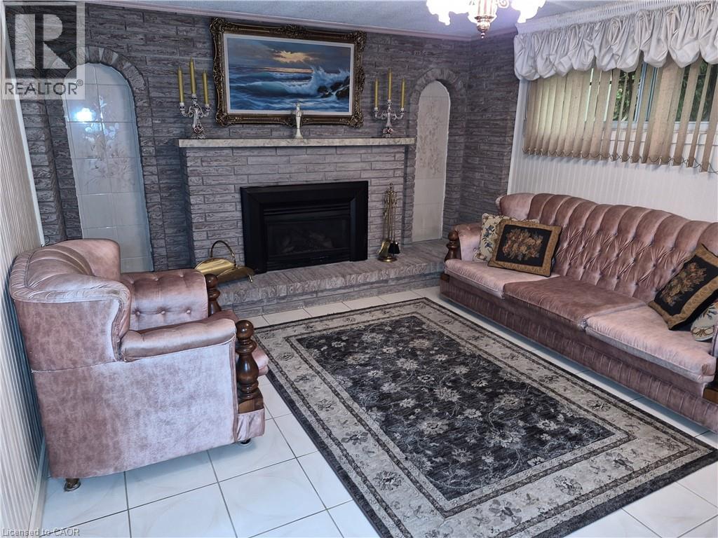 11 Fassett Avenue, Hamilton, Ontario  L9C 4E6 - Photo 16 - 40847159