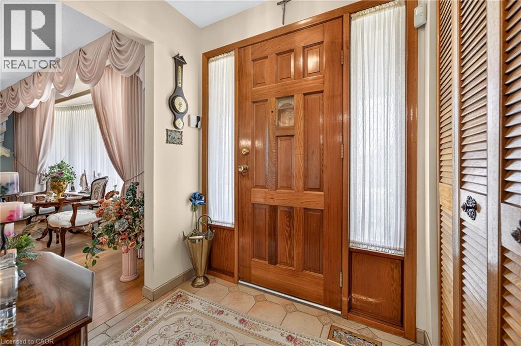 11 Fassett Avenue, Hamilton, Ontario  L9C 4E6 - Photo 10 - 40847159