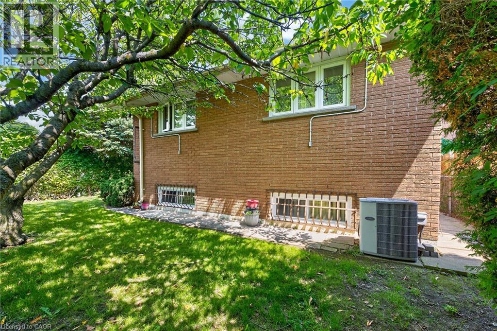 11 Fassett Avenue, Hamilton, Ontario  L9C 4E6 - Photo 32 - 40847159
