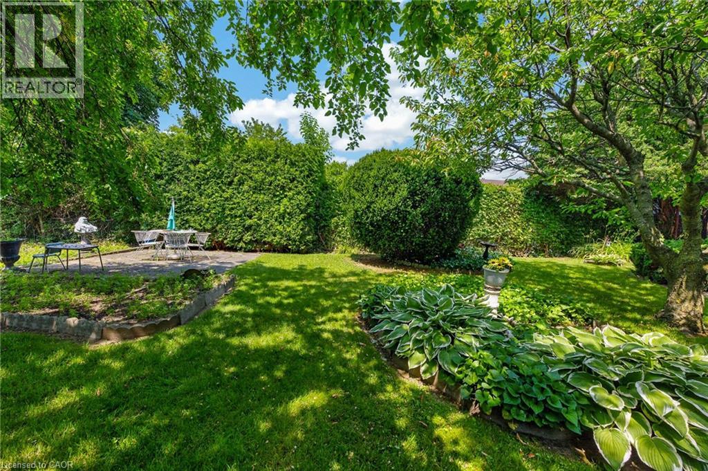 11 Fassett Avenue, Hamilton, Ontario  L9C 4E6 - Photo 36 - 40847159