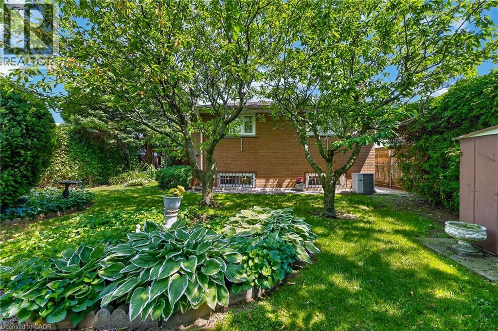 11 Fassett Avenue, Hamilton, Ontario  L9C 4E6 - Photo 31 - 40847159