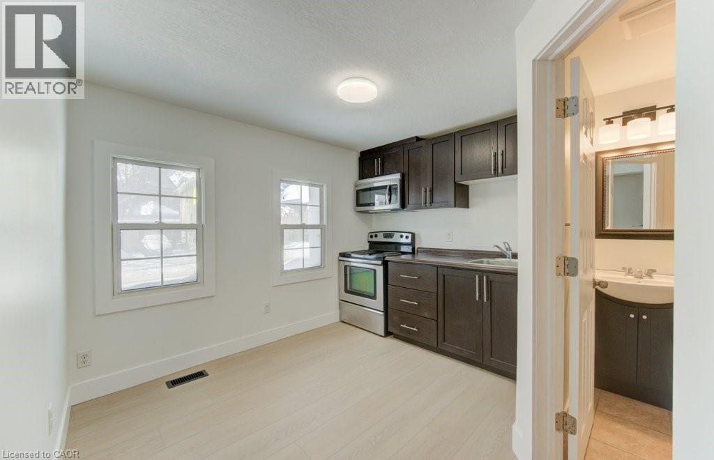 190 Lancaster Street E, Kitchener, Ontario  N2H 1N4 - Photo 22 - 40850374
