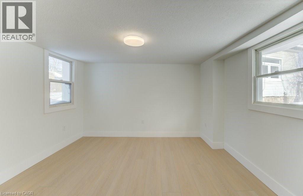 190 Lancaster Street E, Kitchener, Ontario  N2H 1N4 - Photo 14 - 40850374