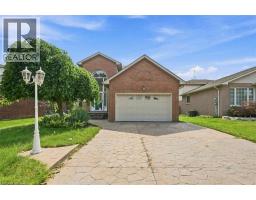 12 SUMNER Crescent, Grimsby, Ontario