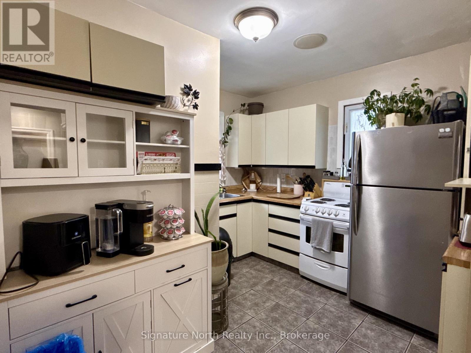 1712 Sills Street, Thunder Bay, Ontario  P7E 5S6 - Photo 4 - X13834722