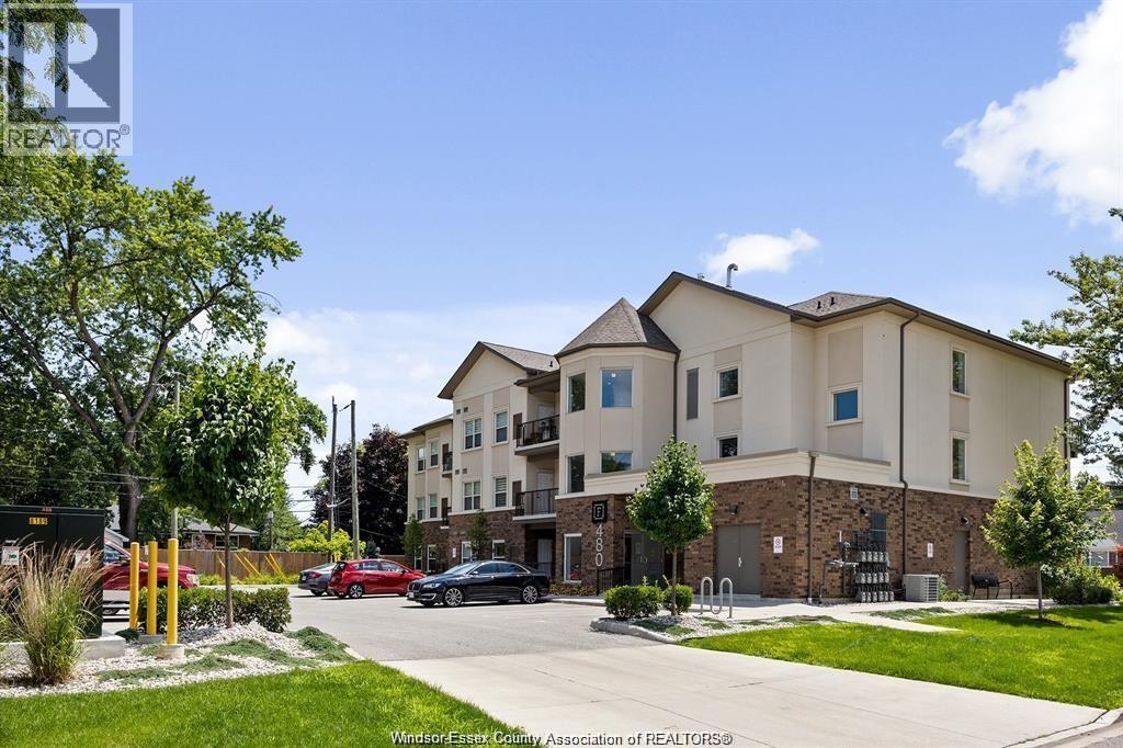480 FAIRVIEW BOULEVARD Unit# 101, Windsor, Ontario
