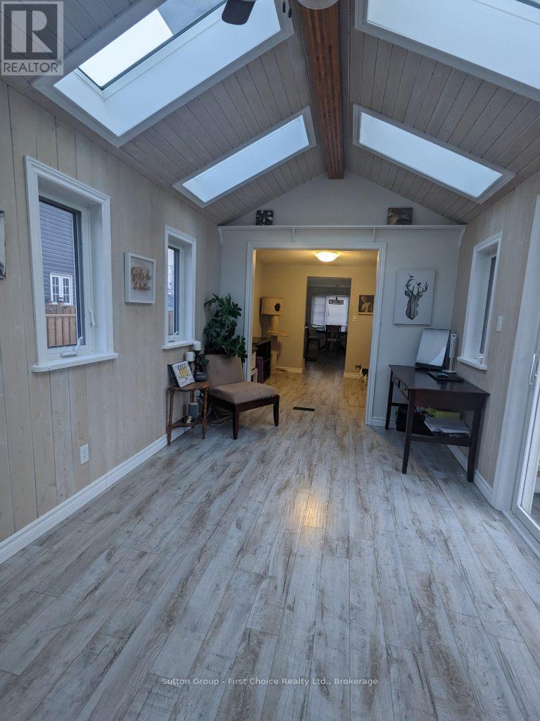 18 Moderwell Street, Stratford, Ontario N5A 7T9 - Photo 14 - X13834632