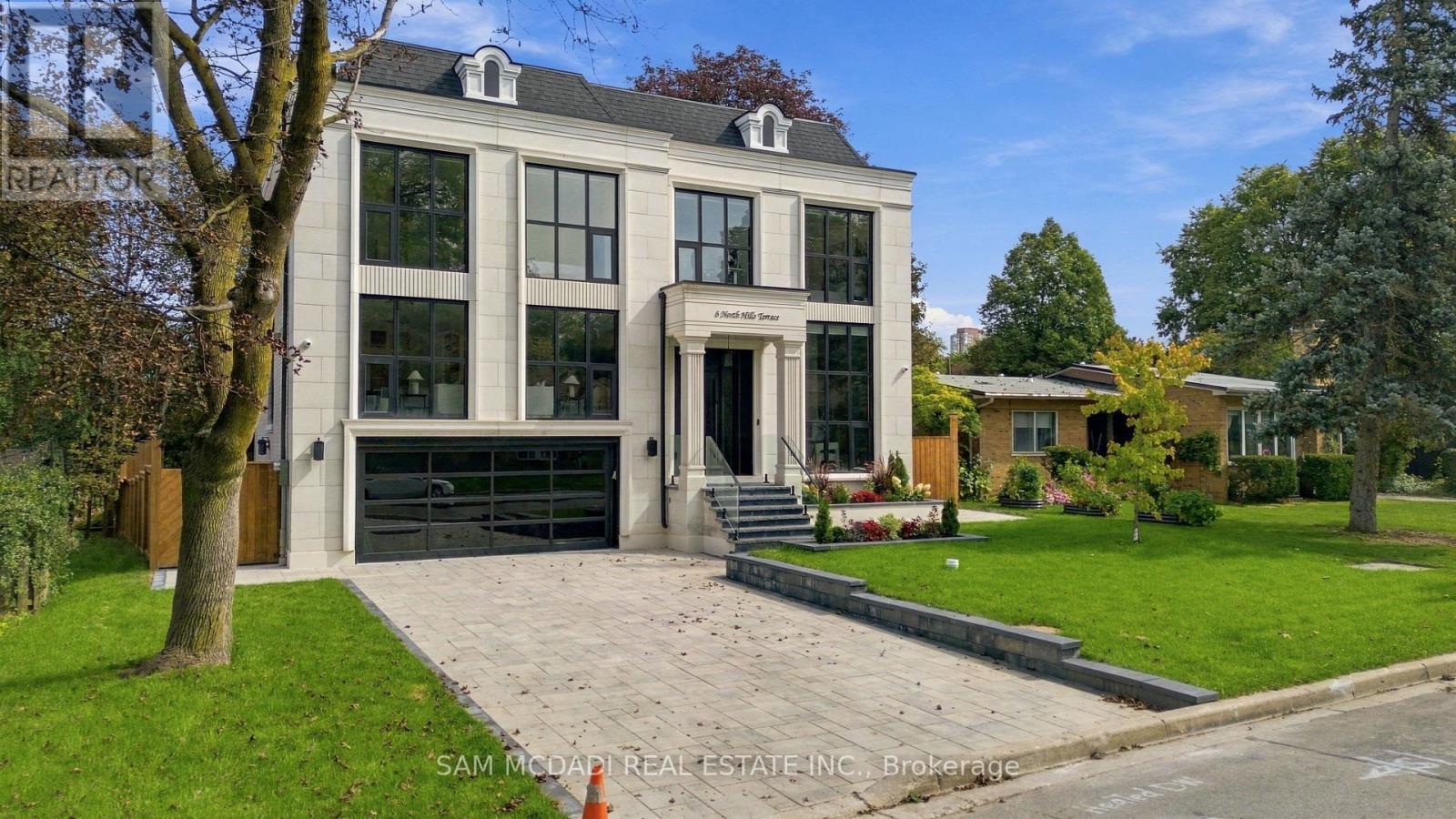 6 North Hills Terrace, Toronto (Banbury-Don Mills), Ontario  M3C 1M6 - Photo 2 - C13834432