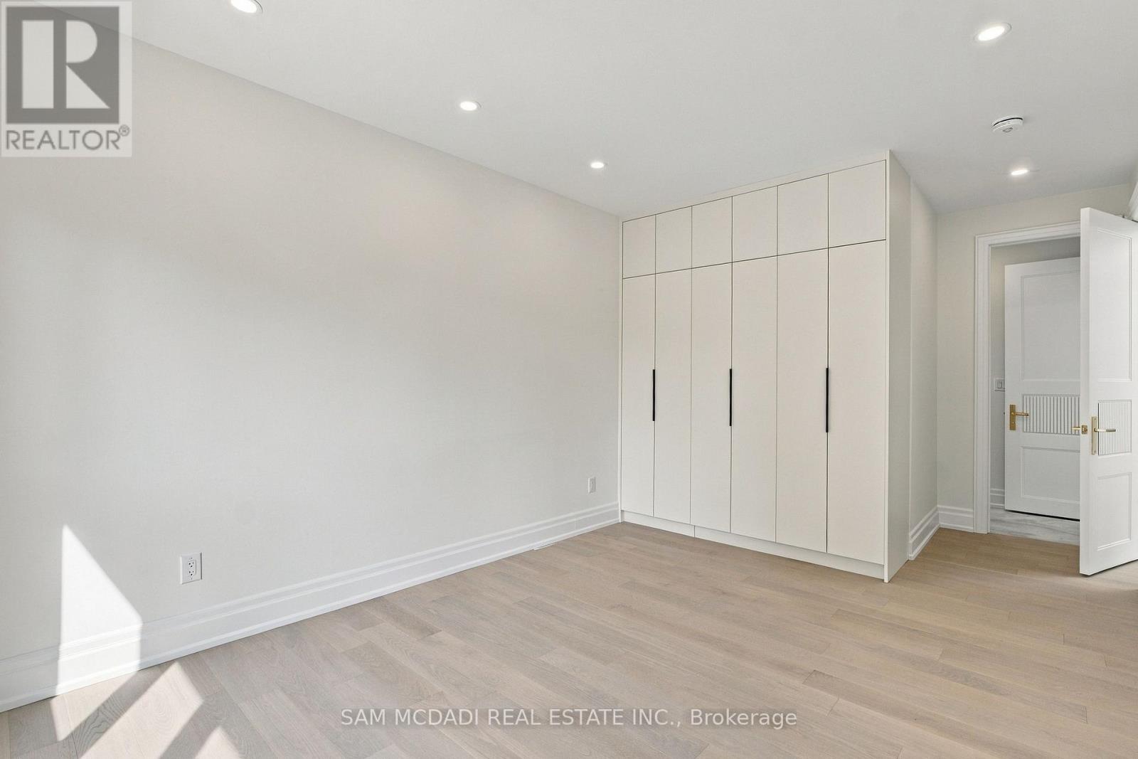6 North Hills Terrace, Toronto (Banbury-Don Mills), Ontario  M3C 1M6 - Photo 23 - C13834432