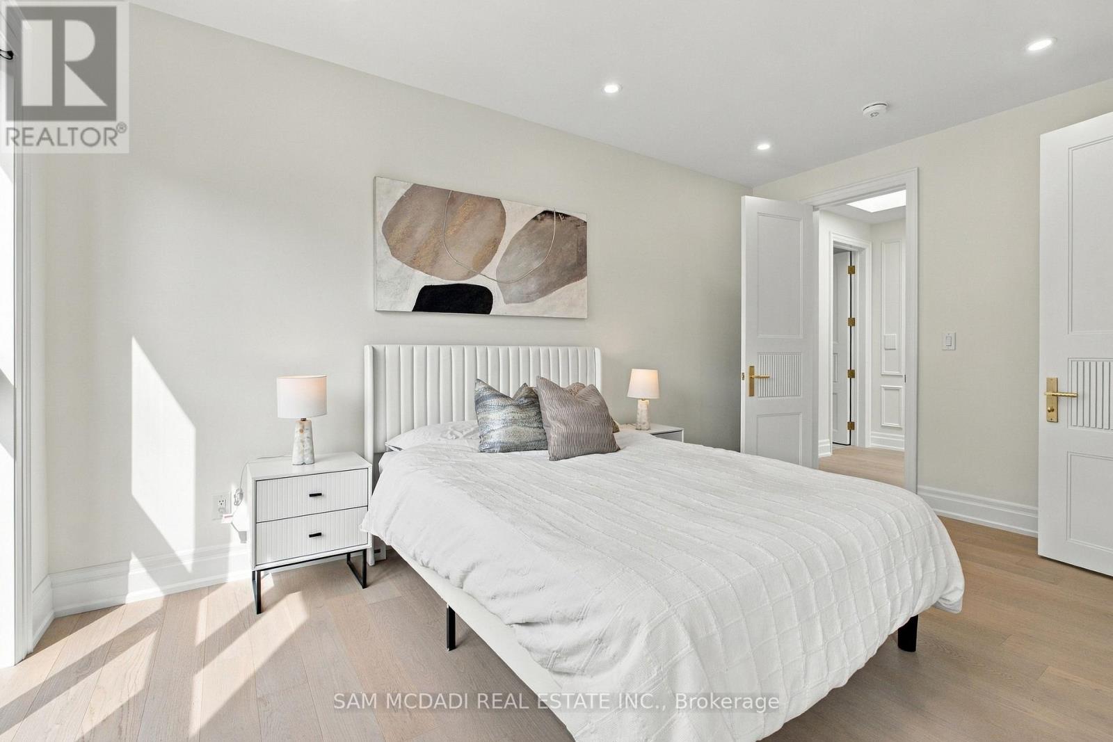 6 North Hills Terrace, Toronto (Banbury-Don Mills), Ontario  M3C 1M6 - Photo 25 - C13834432