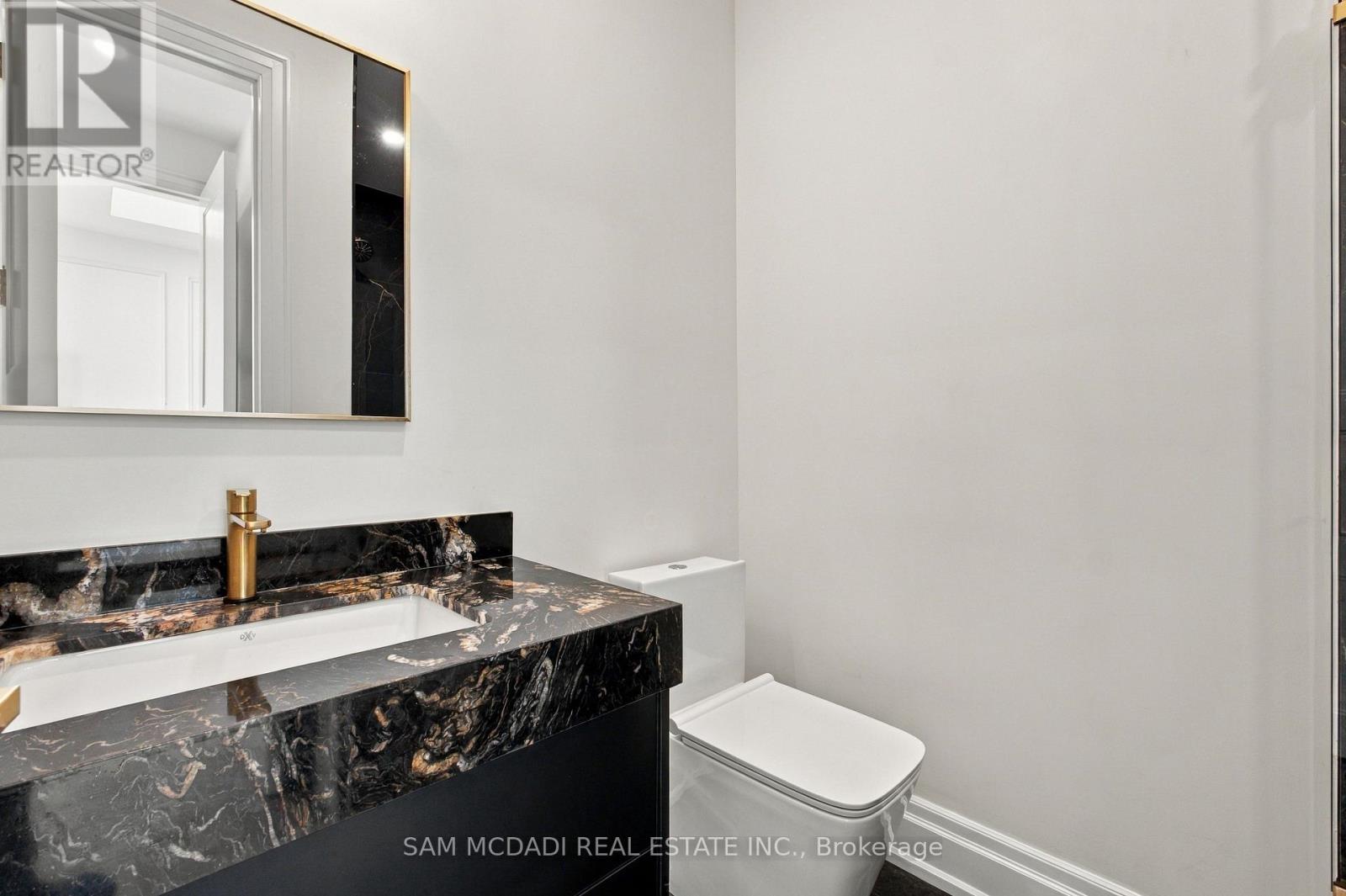 6 North Hills Terrace, Toronto (Banbury-Don Mills), Ontario  M3C 1M6 - Photo 31 - C13834432