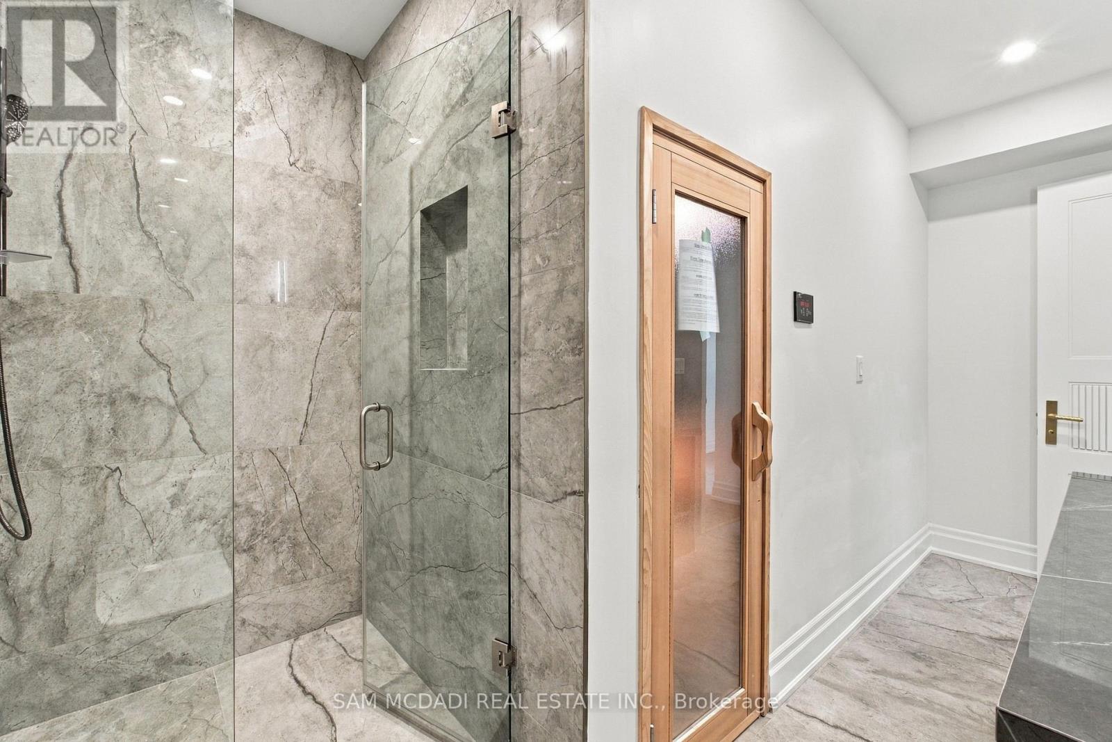 6 North Hills Terrace, Toronto (Banbury-Don Mills), Ontario  M3C 1M6 - Photo 43 - C13834432